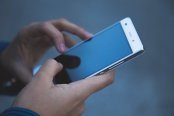 akilli-telefon-satisi-cin-174x116.jpg